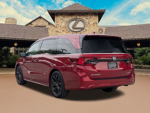 Used 2025 Honda Odyssey Sport-L image 3