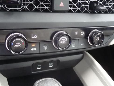 Used 2023 Honda Accord LX image 22