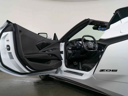 Used 2025 Chevrolet Corvette Z06 w/ Z07 Performance Package image 14