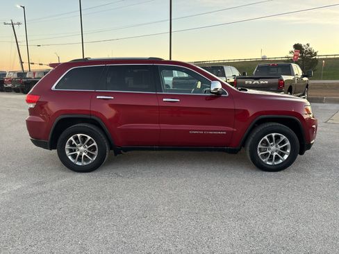 Used 2014 Jeep Grand Cherokee Limited image 6