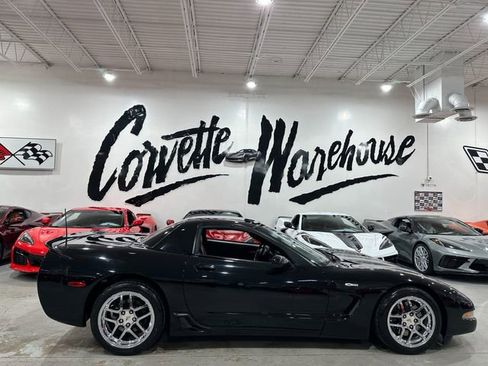 Used 2003 Chevrolet Corvette Z06 w/ Memory Package, 3 Drivers RWD image 9