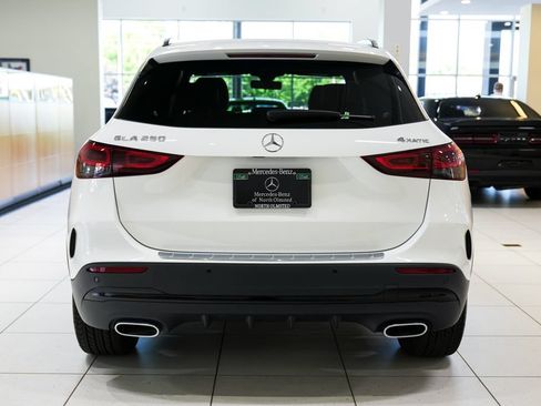 Certified 2023 Mercedes-Benz GLA 250 4MATIC image 9