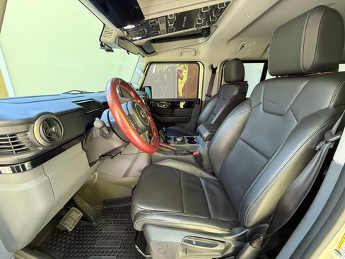 Used 2024 INEOS Grenadier AWD/4WD image 12