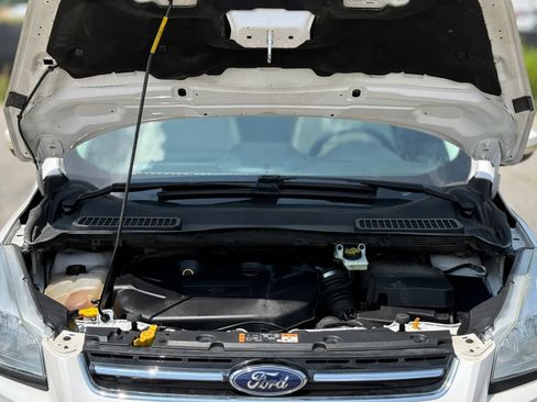 Used 2016 Ford Escape Titanium AWD/4WD image 30