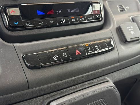 New 2024 RAM ProMaster 3500 w/ Delivery Van Package FWD image 26