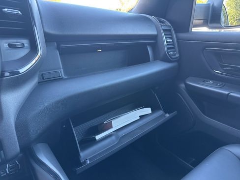 Used 2023 RAM 1500 Big Horn image 39