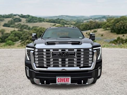 Used 2024 GMC Sierra 2500 Denali w/ Denali Reserve Package AWD/4WD image 2