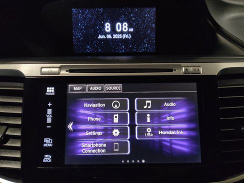 Used 2016 Honda Accord Touring image 25