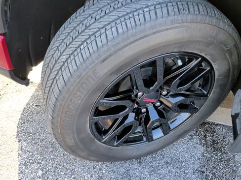 Used 2024 GMC Sierra 1500 Elevation RWD image 14