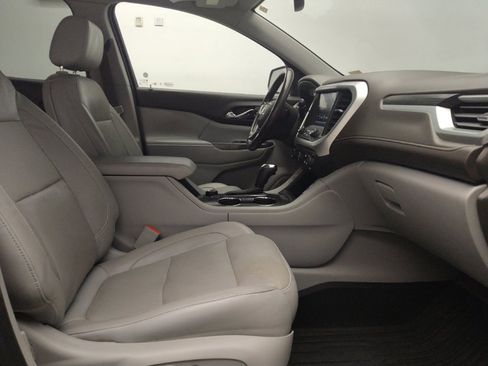 Used 2018 GMC Acadia SLT image 21