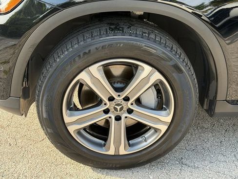 Used 2022 Mercedes-Benz GLC 300 image 11