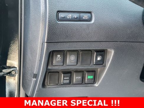 Used 2019 Nissan Rogue S w/ Special Edition Package image 15