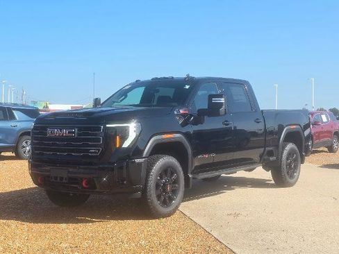 New 2025 GMC Sierra 2500 AT4 w/ AT4 Premium Plus Package image 2