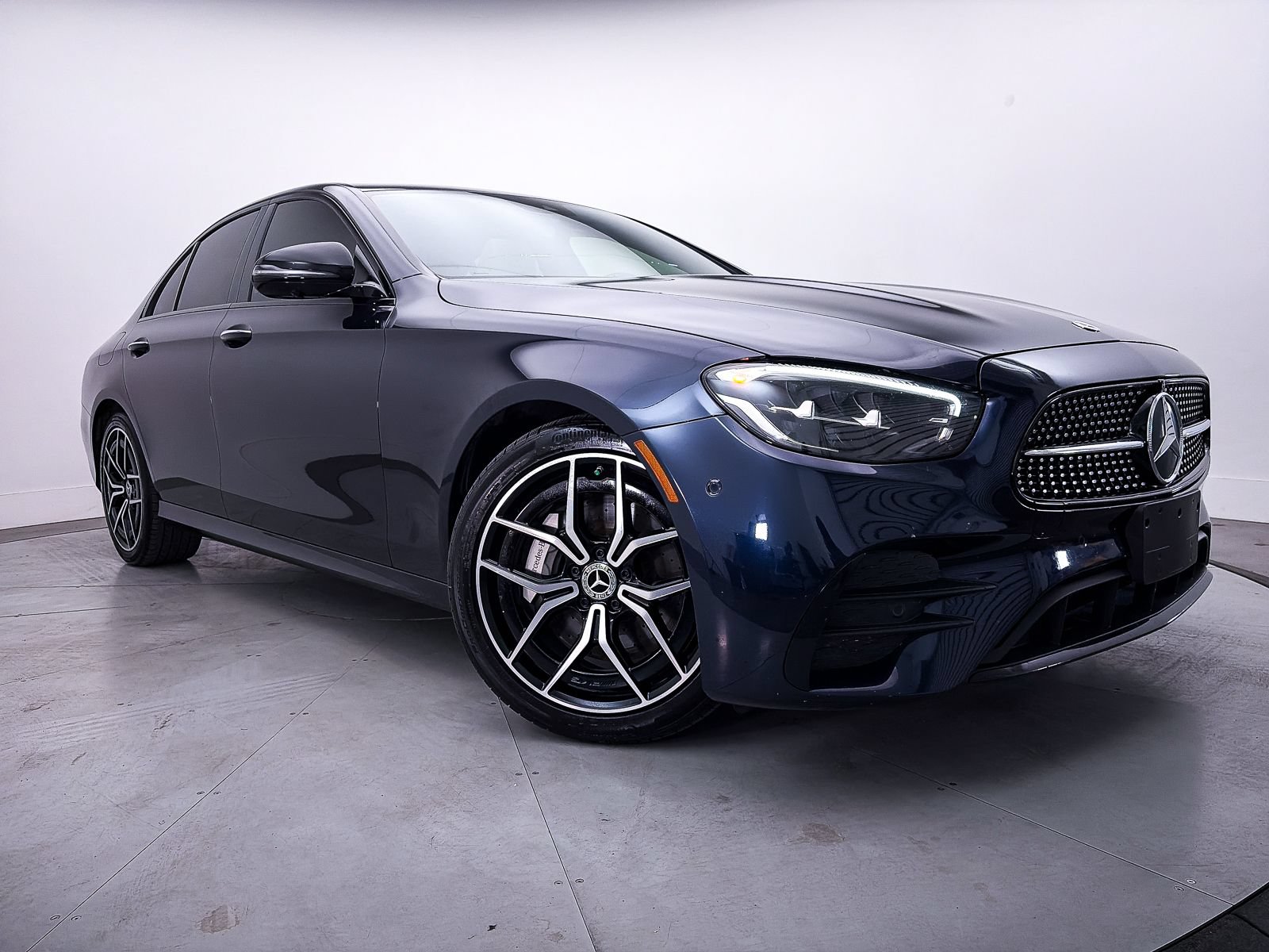 Used 2022 Mercedes-Benz E 350 Sedan image 9