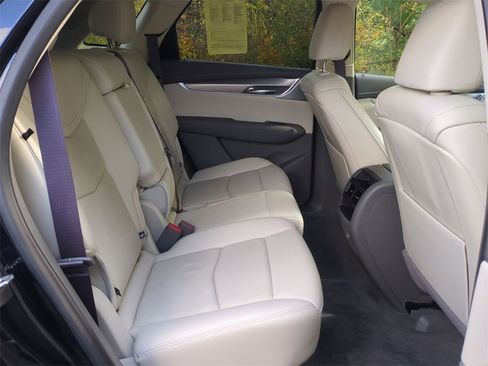 Used 2021 Cadillac XT5 Premium Luxury image 28