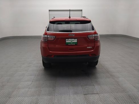 Used 2018 Jeep Compass Latitude w/ Popular Equipment Group FWD image 6