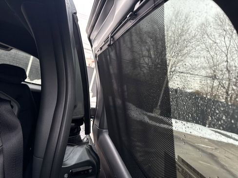 New 2026 Toyota Sienna XSE image 39