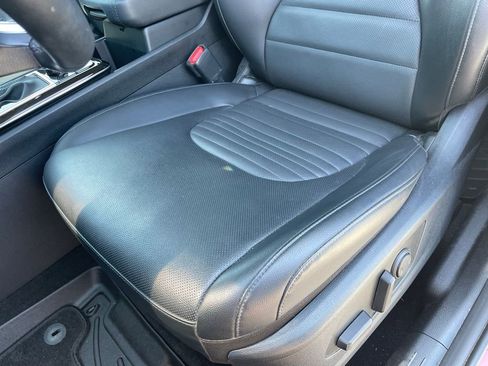 Used 2024 Kia Sportage SX image 24