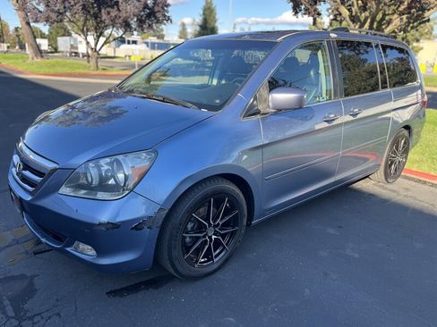 Used 2005 Honda Odyssey Touring image 6