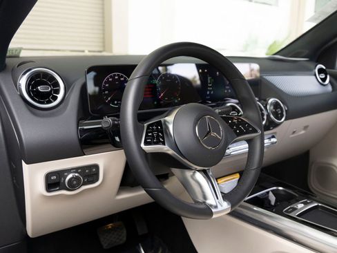Used 2026 Mercedes-Benz GLA 250 image 15
