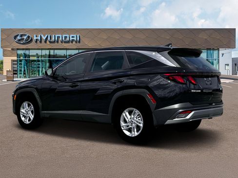 New 2026 Hyundai Tucson SE image 4
