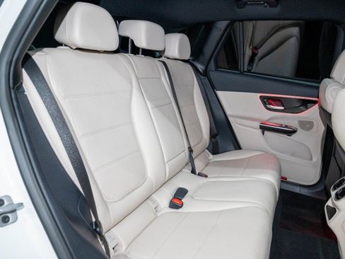 New 2026 Mercedes-Benz GLC 300 image 13