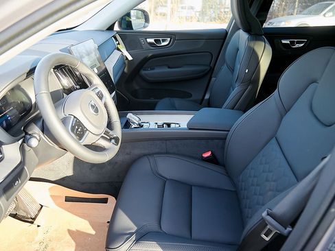 New 2026 Volvo XC60 B5 Plus w/ Protection Package Premier image 15