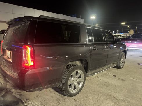 Used 2016 GMC Yukon XL SLT w/ Open Road Package image 6