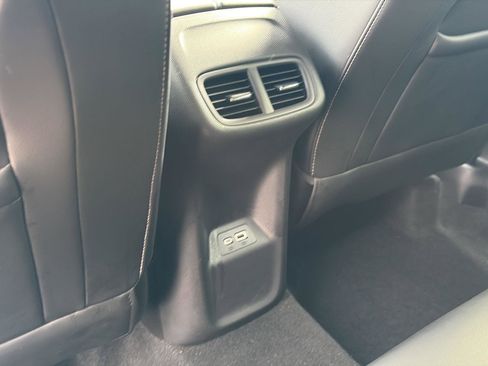 Used 2022 Buick Envision Essence w/ Technology Package I image 19