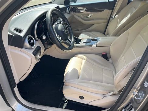Used 2021 Mercedes-Benz GLC 300 image 19