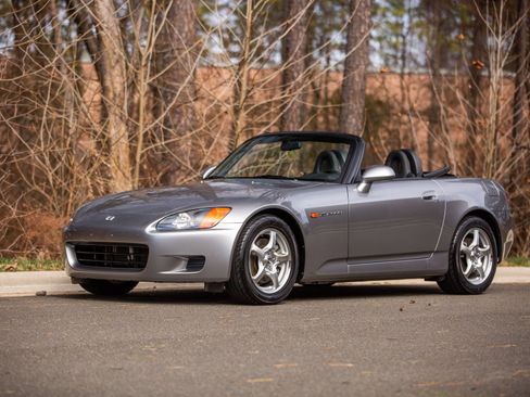 Used 2001 Honda S2000 image 15