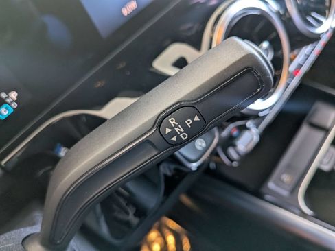 Used 2025 Mercedes-Benz GLA 250 image 17