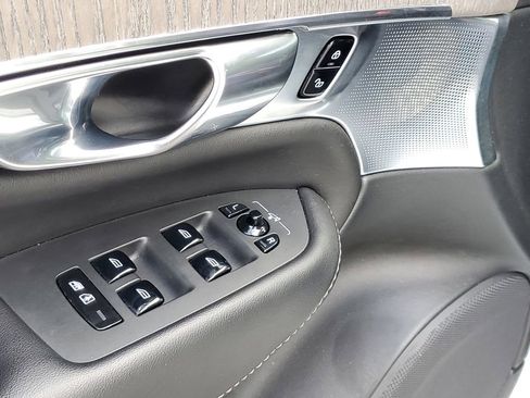 Certified 2022 Volvo XC90 T6 Inscription image 17