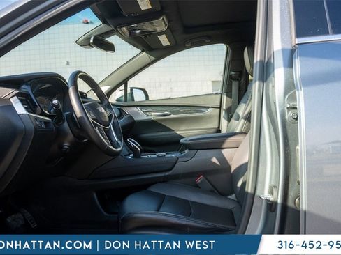 Used 2022 Cadillac XT5 Premium Luxury w/ LPO, Floor Liner Package image 3