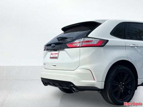 Used 2020 Ford Edge ST-Line FWD image 11