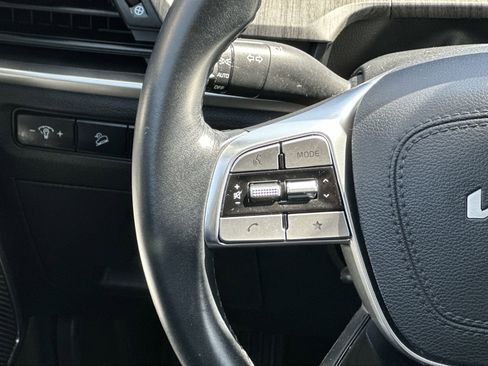 Used 2023 Kia Telluride EX w/ EX Captain's Chair Package FWD image 20
