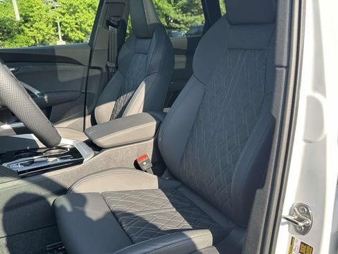 Certified 2025 Audi SQ5 Premium Plus AWD/4WD image 20