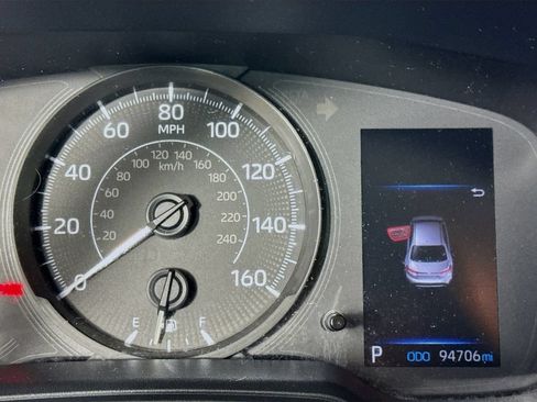 Used 2020 Toyota Corolla L FWD image 15