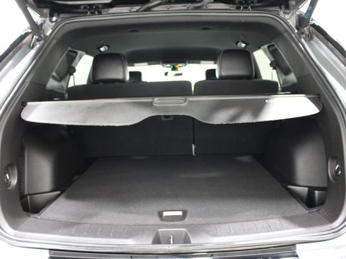 Used 2023 Chevrolet Blazer RS w/ Enhanced Convenience Package FWD image 25