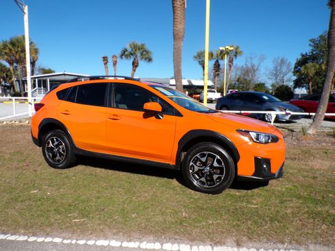 Used 2018 Subaru Crosstrek 2.0i Premium image 2