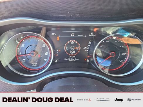 Used 2017 Dodge Charger SXT RWD image 15