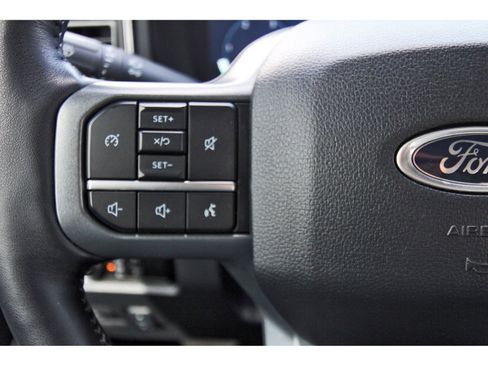 Used 2024 Ford F250 Lariat image 18