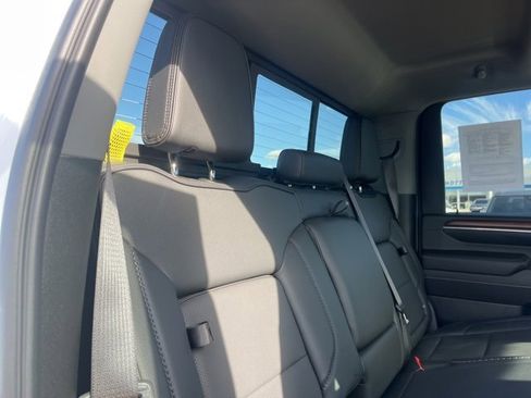 Used 2024 GMC Sierra 2500 Denali w/ Denali Reserve Package image 46