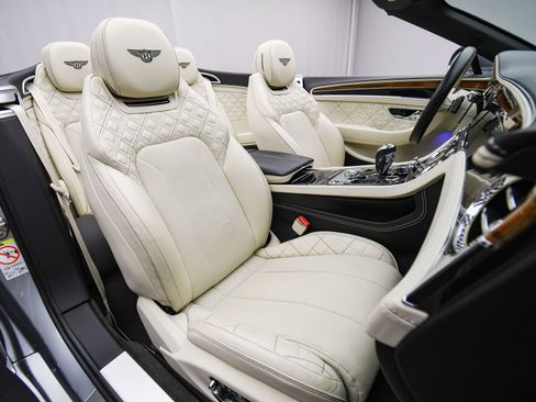 Certified 2020 Bentley Continental GT image 18