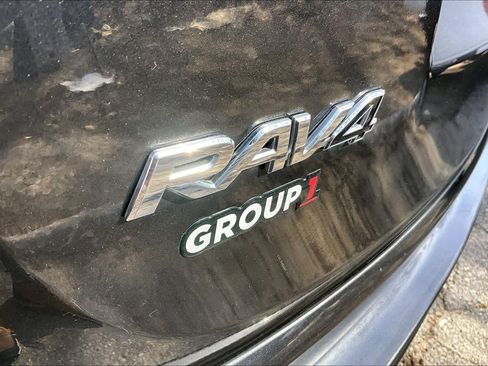 Used 2018 Toyota RAV4 LE w/ All Weather Liner Package image 10