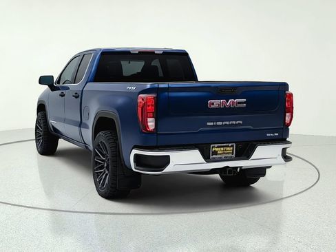 Used 2022 GMC Sierra 1500 SLE w/ Remote Start Package AWD/4WD image 6