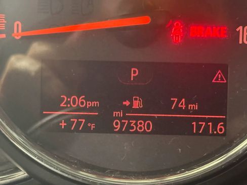 Used 2017 MINI Cooper Clubman S image 14