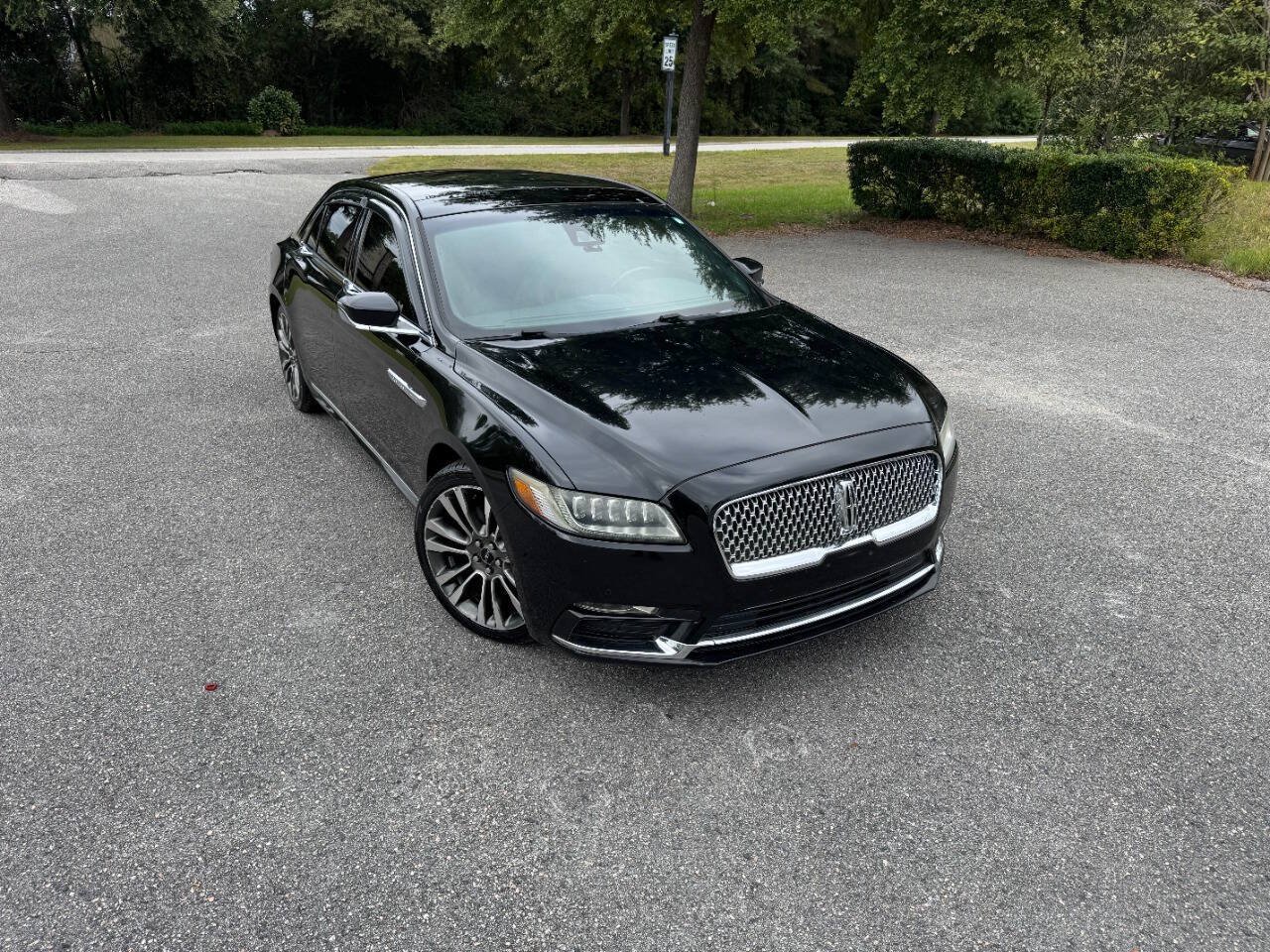 Used 2017 Lincoln Continental Reserve w/ Luxury Package AWD/4WD image 38