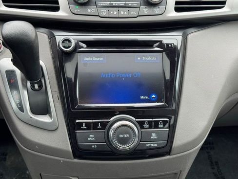 Used 2016 Honda Odyssey EX-L image 17
