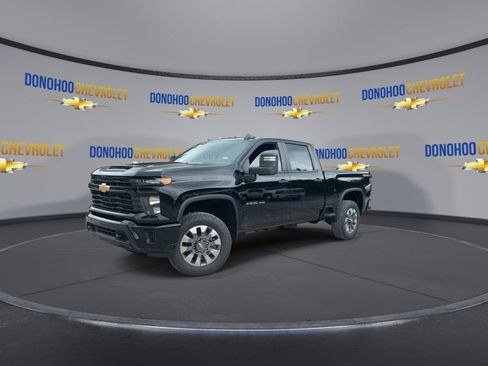 New 2026 Chevrolet Silverado 2500 Custom w/ Custom Value Package AWD/4WD image 7